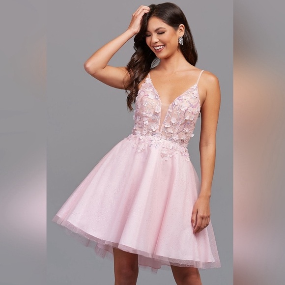 PromGirl Sheer-Bodice Floral Sequin Dress Size 4 - Picture 7 of 9